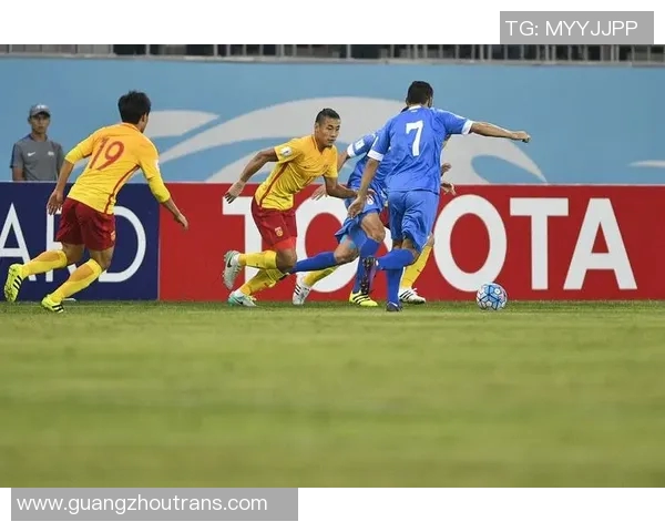 卡塔尔与乌兹别克足球对决分析及战术解析